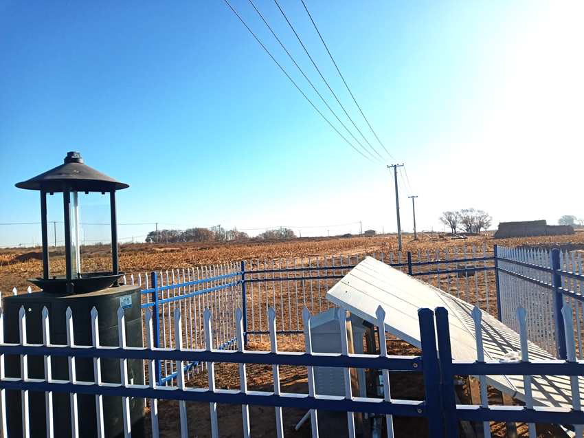 陕西引进宝亚奇虫情测报灯实现绿色防控